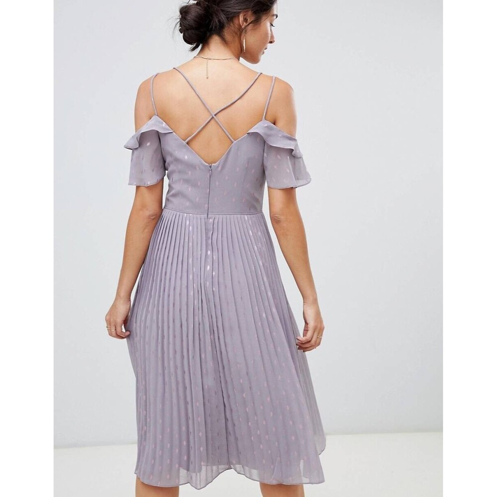 Oasis spot pleated midi dress with cold shoulder in lilac~size 12